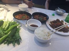 -山河屯铁锅炖(哈西站店)