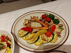 -马克西姆俄罗斯餐厅(通亚街店)