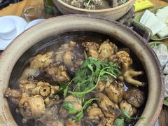 -雄伟美食(高沙中街店)