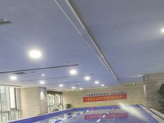 -小蓝鲸游泳培训基地(石景山店)