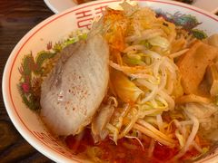 二郎系拉面-拉面莊夢語＆中华料理八椿