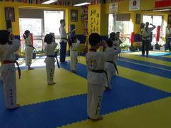 -哈喽实战跆拳道·跳绳·体能(慈云寺馆)