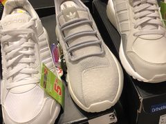 -东荟城名店仓