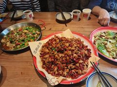 -泥糊破店小酒馆·团建聚餐(南京西路店)