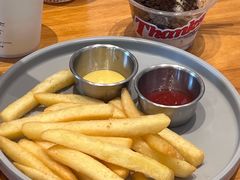 -Thanks美式餐厅(汉堡咖啡店)