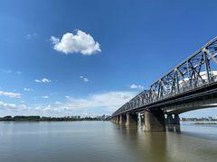 -人民防洪胜利纪念塔