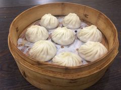 -新龍袍蟹黄汤包(南京东路店)