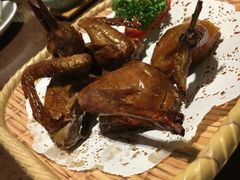 红烧乳鸽-粤赏点(越秀城市广场店)