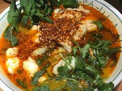 云南杨林酸菜鱼-云海肴·汽锅鸡·云南菜(高德置地店)