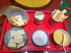 -九十九顶毡房(阜石路店)