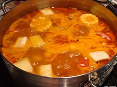 -尚尚仙·酸汤猪手·猪肚鸡火锅(华联万柳购物中心店)