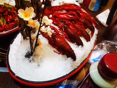 -虾弄弄海派小龙虾·牛羊蝎子火锅