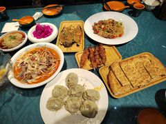 -乡村馕坑肉·烧烤·新疆菜·本地人更爱吃(阿勒泰首店)