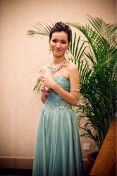 iphone_upload_pic-纯色时光婚纱艺术馆WHITE