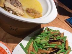 招牌盐蒸鸡-话梅·客家小厨(东门店)