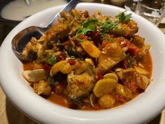 啤酒焖微辣剑骨鱼-渔太泰漓江小馆·广西融合菜(西街店)