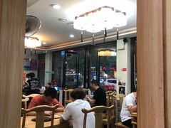 大堂-清真·海清斋铜锅涮肉牛羊肉小炒泡馍(大雁塔店)
