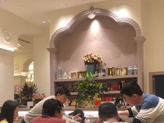 -沙龙酒家