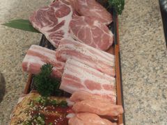 -韩景台烤肉(八大处店)