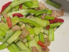 -忆江南·临江鱼馆