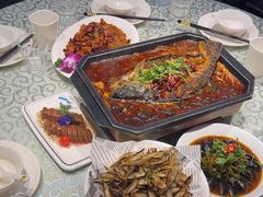 -巴特餐饮6加1音乐餐吧·新疆菜