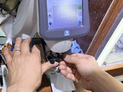 -上海网星眼镜批发·蔡司依视路官方授权(三叶眼镜城店)