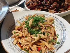 -铜锣湾·有麝自然香(重庆新天地店)