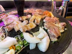 -豚豚家돈돈가韩国锅盖烤肉(新北万达店)