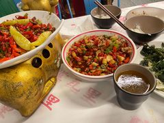 -堂瓦里·33年传统赣菜(第一街区店)