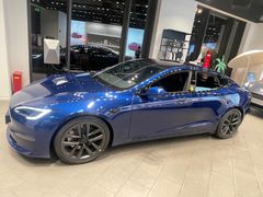 -TESLA 特斯拉(上海太古汇体验店)