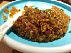 羊肉串炒饭-街角等你.大连海鲜烧烤(西安路店)
