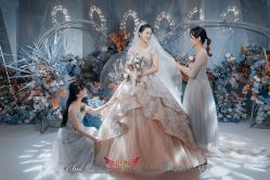 -欣薇婚纱(新源乐汇城店)