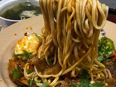 -方铲铲·成都板凳面(滨江银泰店)