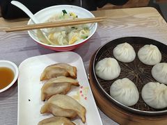 -珊珊小笼馆(仙霞路店)