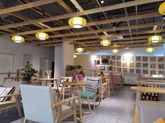大堂-霸王茶姬(大学城熙街店)