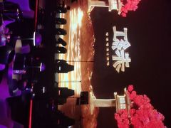 -赤红音乐现场(浦东金桥路店)