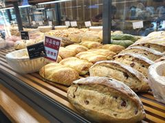 -焙丽拾光(麦凯乐直营店)