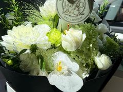 -亭亭鲜花店(中山北路店)