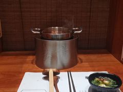 -独食火锅·半米屋台(直营总店)