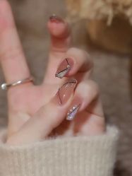 -南玥美学·美甲美睫美肤