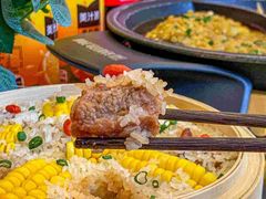 -阿瓦山寨·湘菜现炒·剁椒鱼头王(咸阳总店)