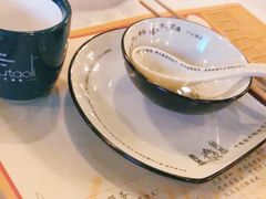 -胡桐里音乐酒馆(孝南店)