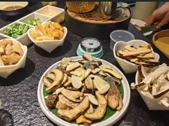 -一善菌·云南菌汤·云南菜(银泰城店)