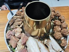 -花溪巷牛肉粉(泉城路店)