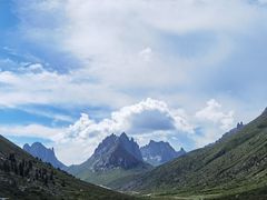 -莲宝叶则景区