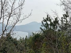 -宝石山