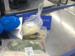 -沃尔玛(前山店)