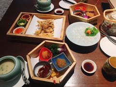 -肆月河豚·新淮扬(金融街店)