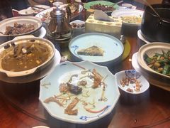 -赖厨潮汕砂锅粥