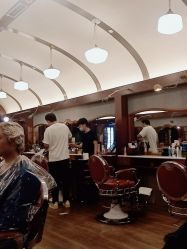 -THE BARN大屋理发馆